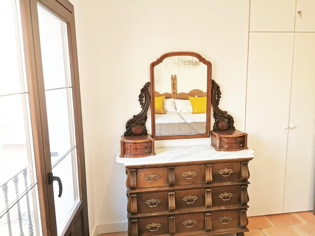 Apartamentos Tres Llaves Palacio De Vela De Los Cobos Ubeda  Bagian luar foto